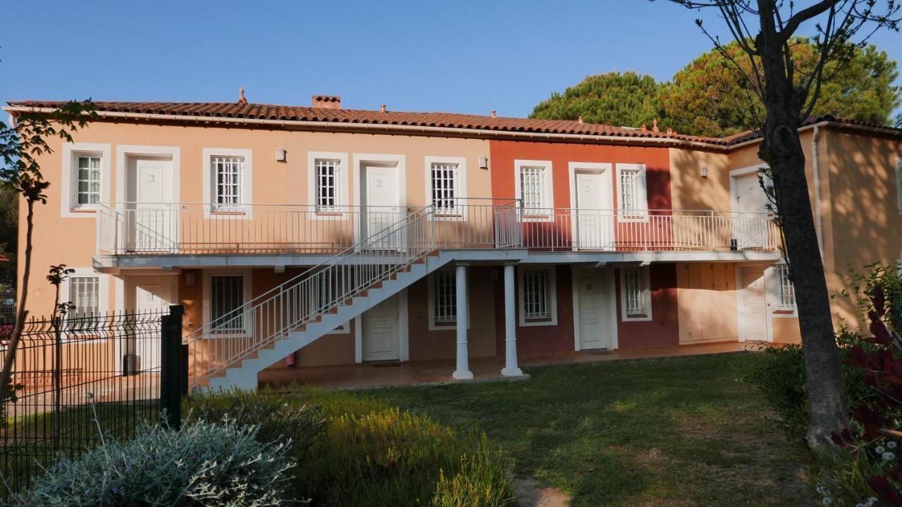 Le Dramont Vue Panoramique Foret * Saint-Raphael (Var)