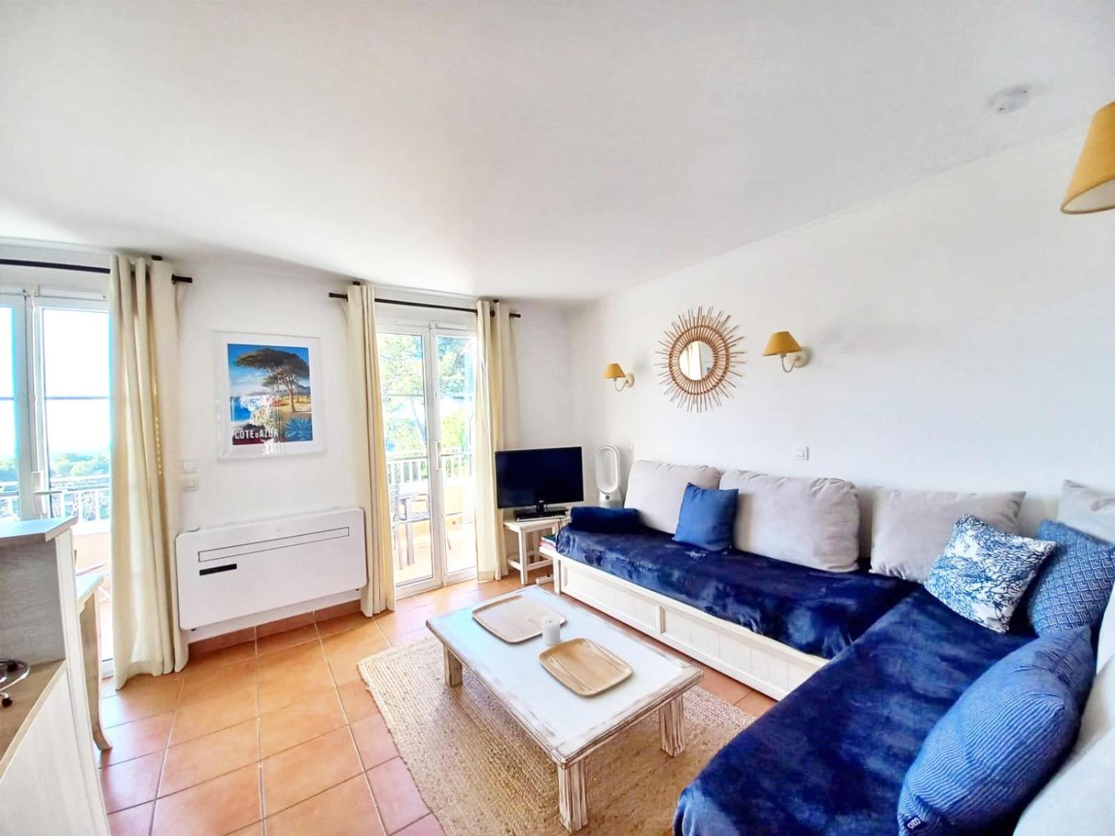 Le Dramont Vue Panoramique Foret Apartment Saint-Raphael (Var)